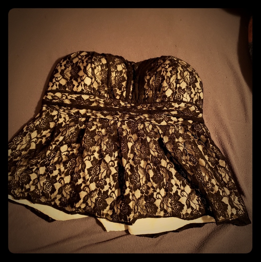 Torrid Women's Plus Size 3 Black & Cream Top. New